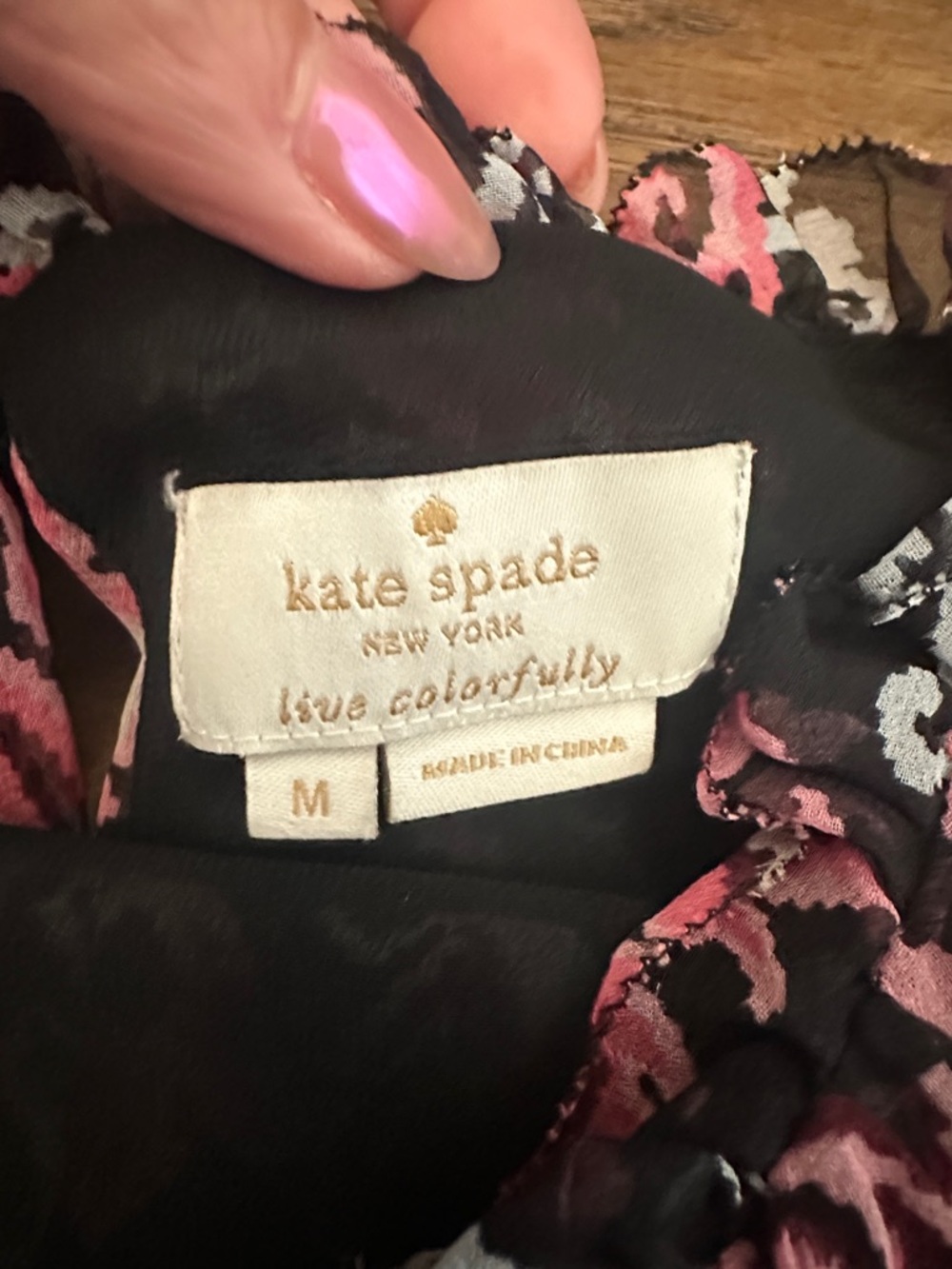 Kate Spade New York Mediun Tapestry Silk Black Grey Prink Chiffon Ruffle Top. - Picture 3 of 10